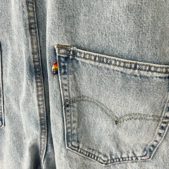 Rare Levi’s Pride Liberation Denim Short Overalls Medium Rainbow Patch - Picture 10 of 15